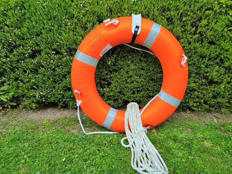 Aluminium lifebuoy bracket