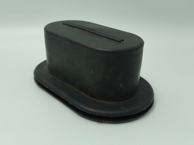 Grommet Boot - Oval